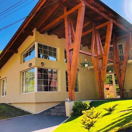 Pensiunea Sugag Ngoại thất bức ảnh