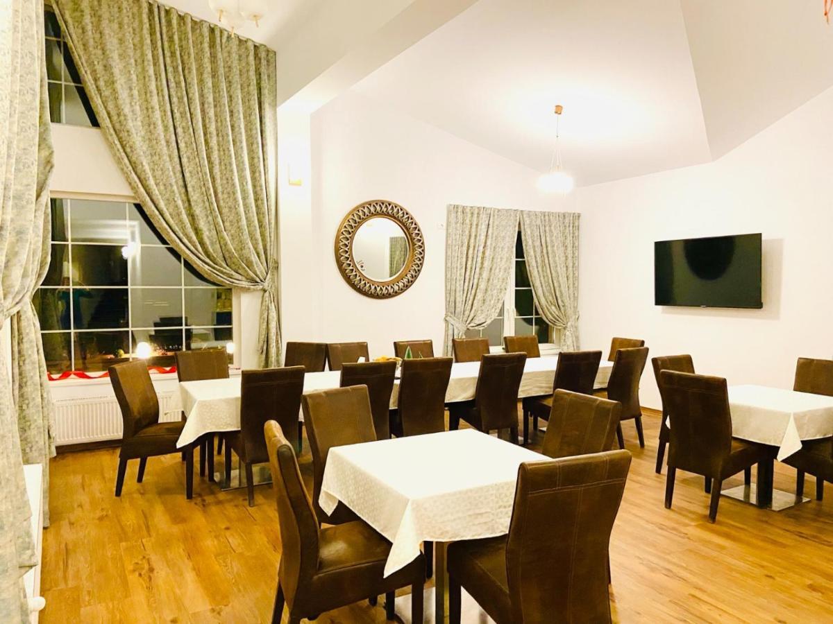Pensiunea Sugag Ngoại thất bức ảnh