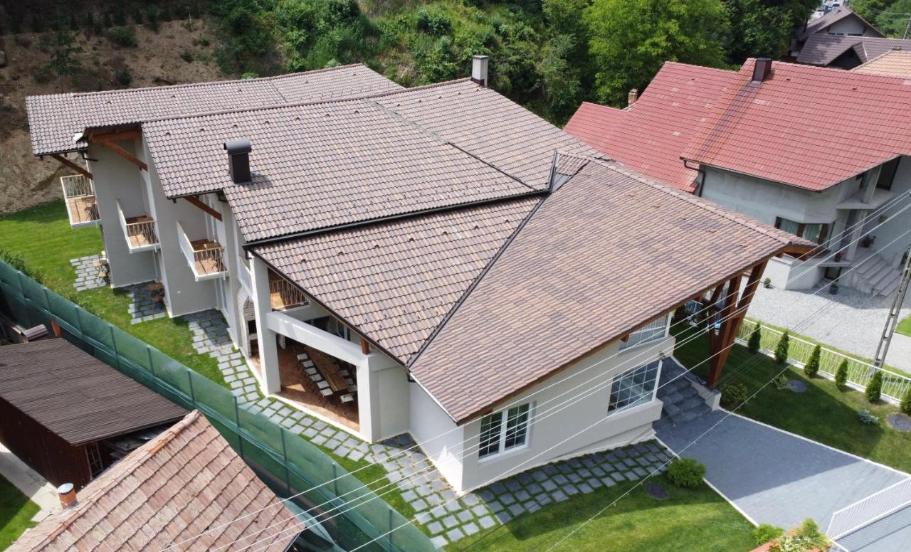 Pensiunea Sugag Ngoại thất bức ảnh